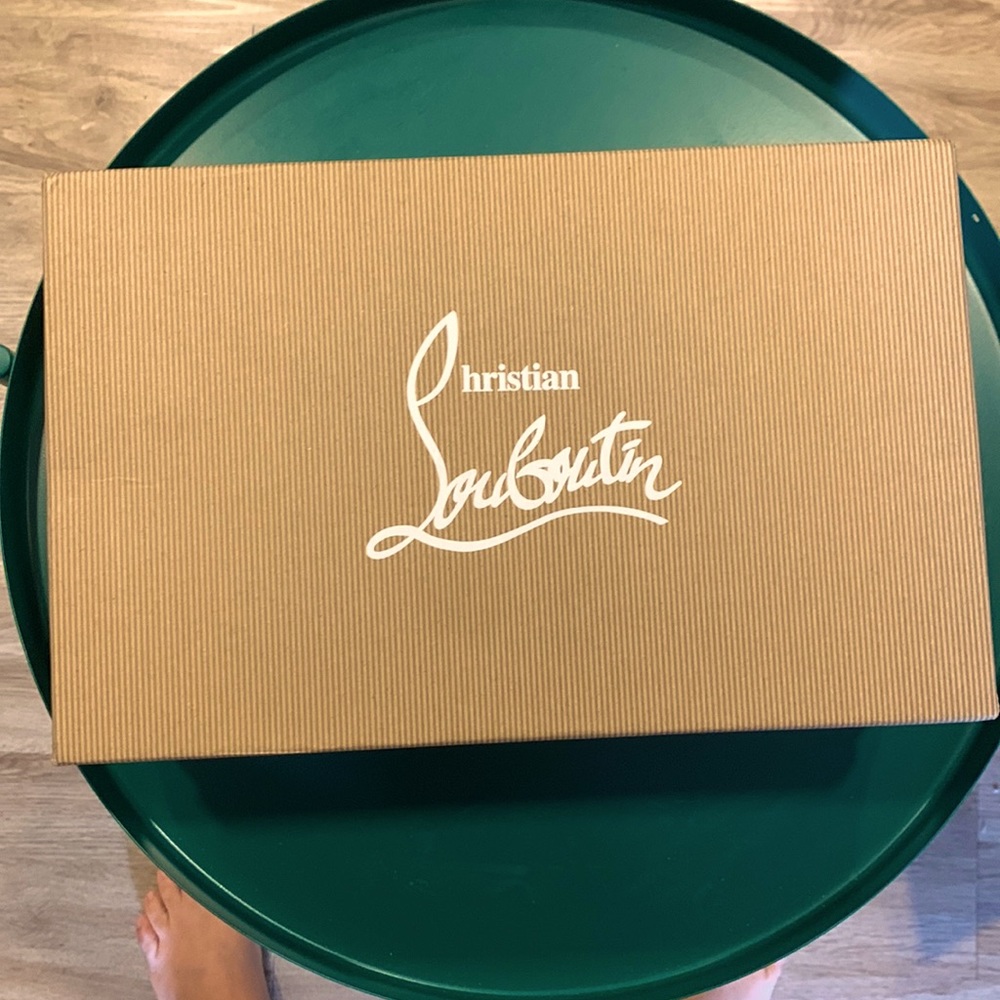 Christian Louboutins SZ 42 Dandelion Brown
